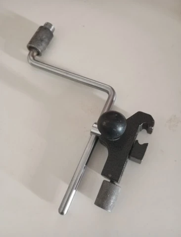 LP Mic Claw