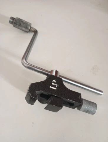 LP Mic Claw