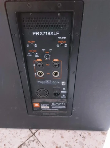 Ψάχνω μόνο το ενισχύει  για αυτό το μοντέλο jbl prx718x