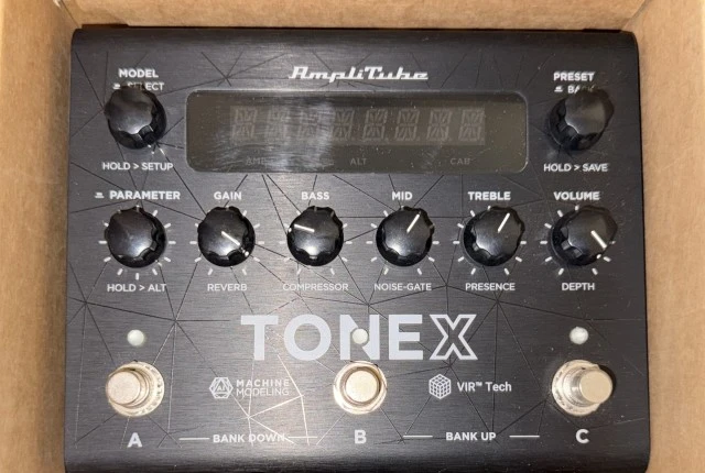 IK Multimedia ToneX Pedal