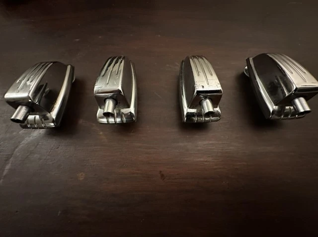 Ludwig Classic Lugs Μεγάλα με ελατήρια και βίδες