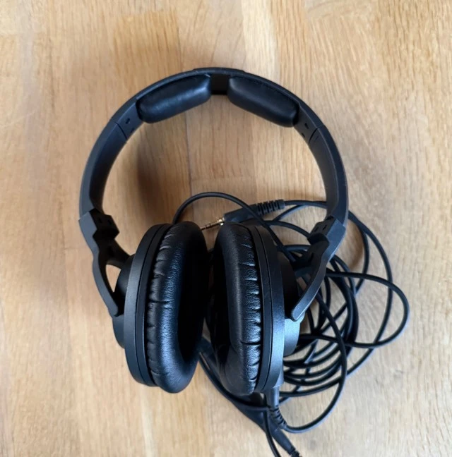 KRK KNS-8400 Studio Monitor Headphones
