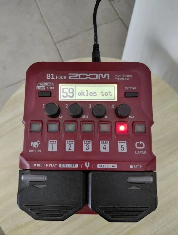 Zoom b1 foor