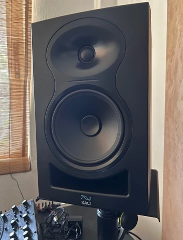 Kali Audio LP-6
