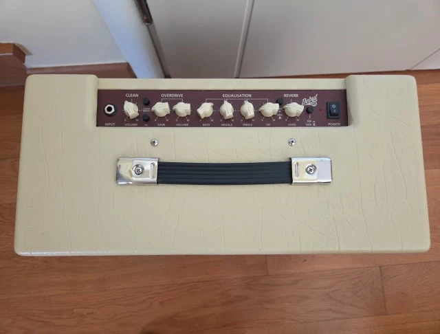 Blackstar Debut 50R