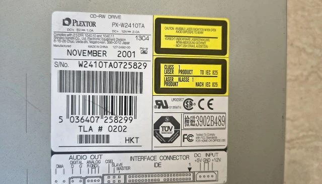 CD recorder Plextor PX-W2410TA 