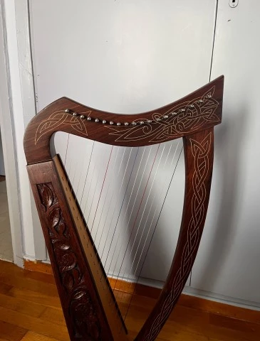 19 String Boru Harp Rosewood