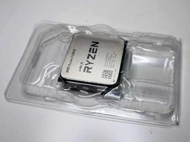 AMD Ryzen 3 3200G + Ψύκτρα