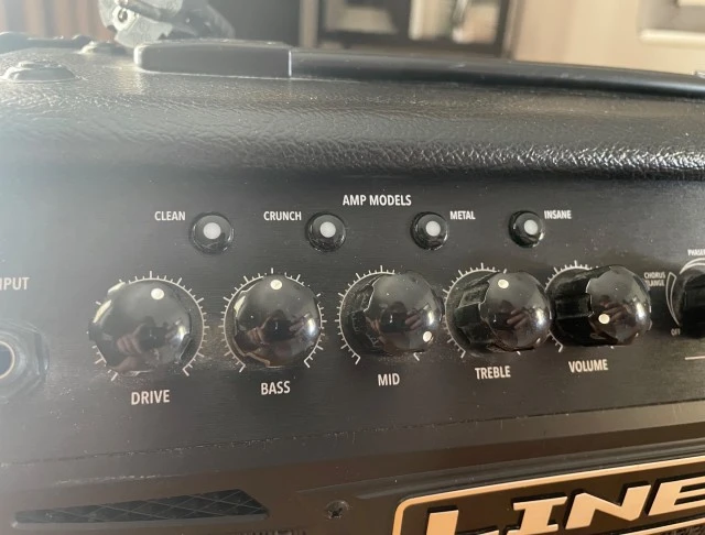 LINE 6 SPIDER CLASSIC 15 GUITAR COMBO AMP