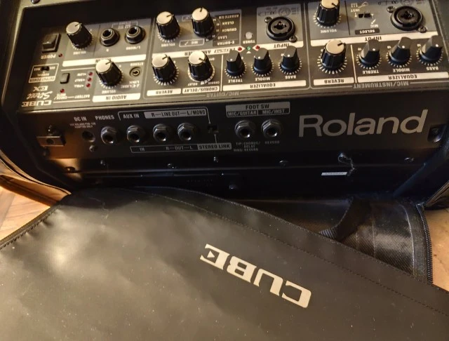 Roland Cube Street EX