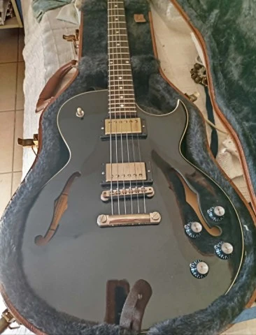 Gibson ES-235 (Memphis 2018)