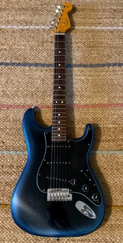 Fender American Professional II Startocaster Dark Night