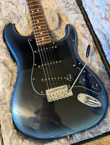 Fender American Professional II Startocaster Dark Night