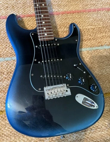 Fender American Professional II Startocaster Dark Night