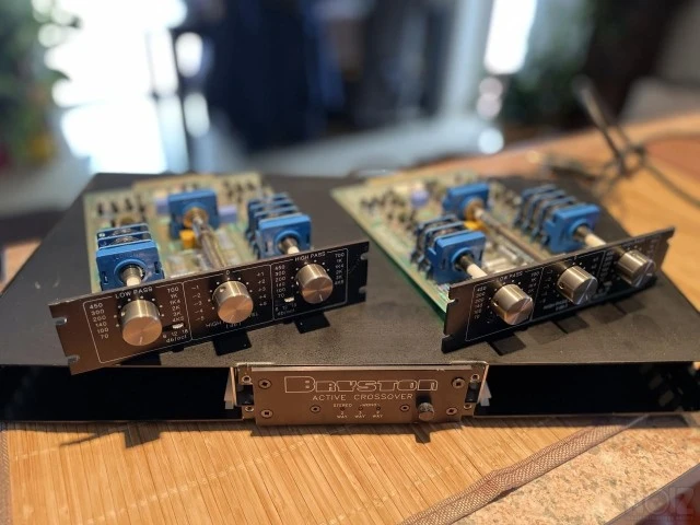 Bryston 10b active crossover