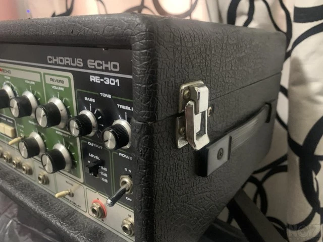 Roland RE-301 Chorus Echo – Early 1980s 