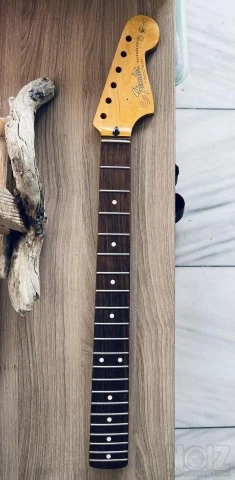 Squier CV Jazzmaster 60s rosewood neck