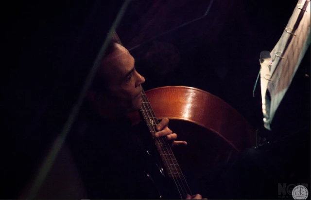 Μαθήματα bass κοντραμπάσο