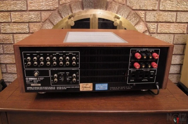 Ολοκληρωμένος Ενισχυτής Yamaha CA - 2