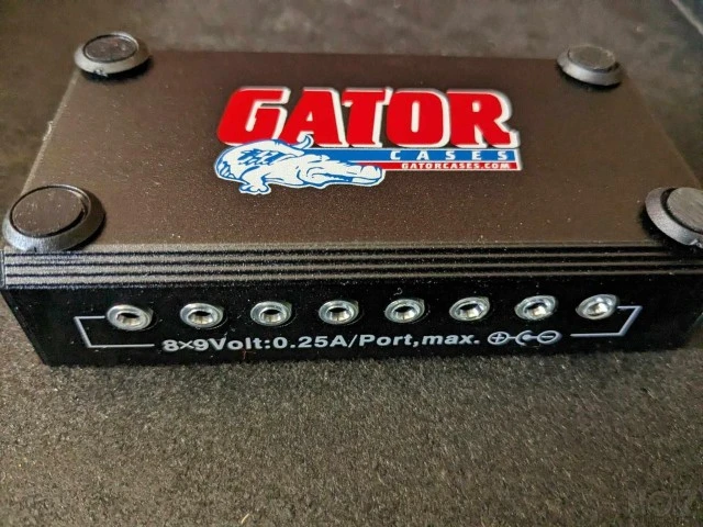 Gator Pedalboard Multi Power Supply