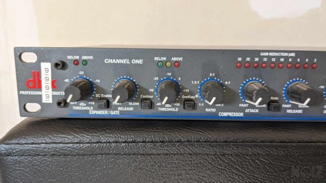 DBX 166XL Compressor  Limiter  Gate