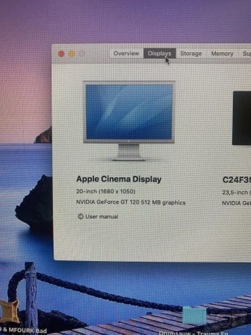Mac Pro 3.1 (Early 2008) μαζί με Display