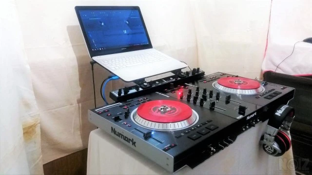 Numark NS7+NSFX Motorized DJ Controller