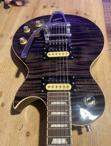 Vintage v100 reissue bigsby