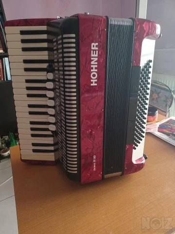 Ακκορντεόν HONER 80αρι