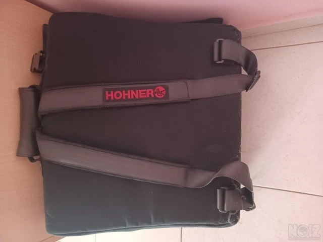 Ακκορντεόν HONER 80αρι