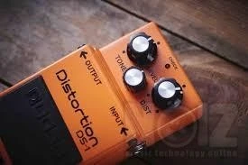 Boss DS-1 (παλιό μοντέλο)  (SOLD)