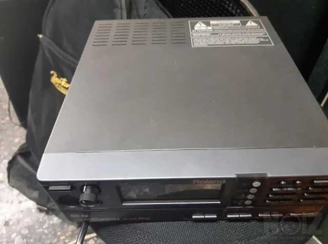 ROLAND SOUND CANVAS SC-88 Pro