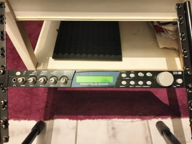 EM-U Proteus 1000 sound module