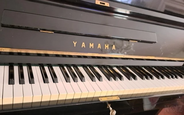 Πιάνο Yamaha U1E- ελά