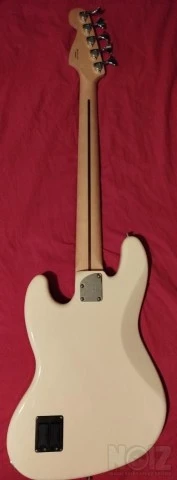 Jazz bass