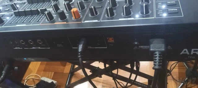 Arturia Polybrute