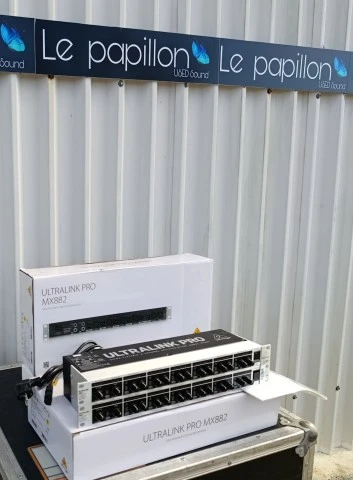 SPLITTER Behringer MX882 V2 Ultralink Pr