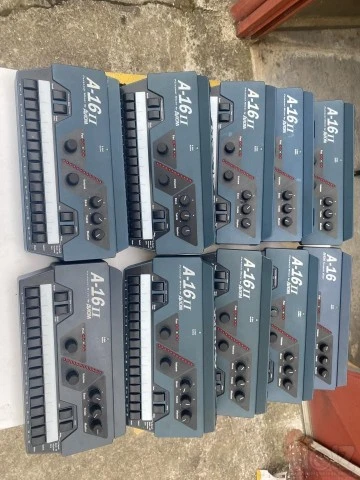 A16 II Aviom 10 Tem,1 Spliter POE ,1 AN1