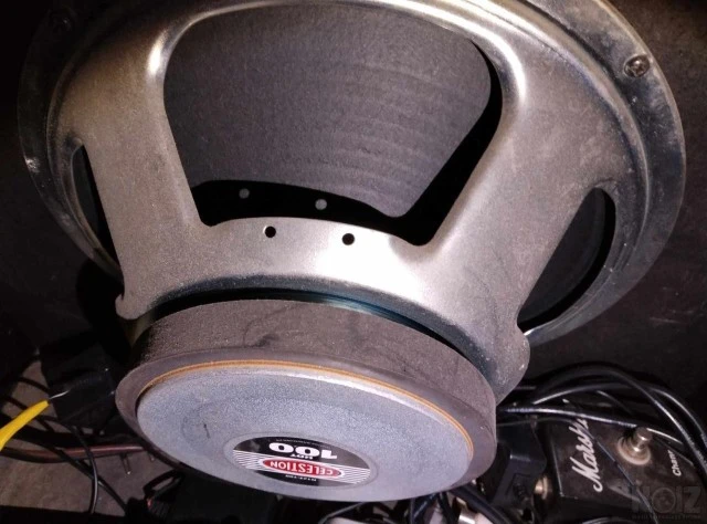 Καμπίνα framus με ηχείο 12'' celestion G
