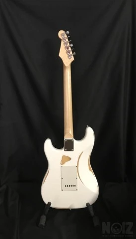 Custom stratocaster