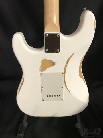 Custom stratocaster