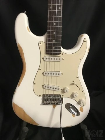 Custom stratocaster