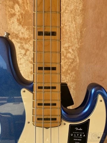 Fender American Ultra Jazz Bass - Cobra 