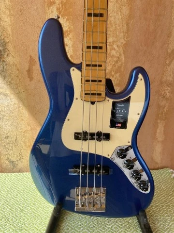 Fender American Ultra Jazz Bass - Cobra 