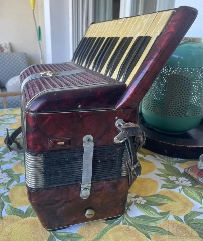 Ακκορντεόν HOHNER TANGO 2