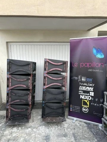 Electro Voice XLC127 DVX Line Array