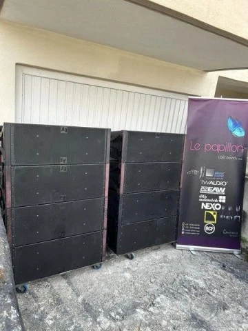 Electro Voice XLC127 DVX Line Array
