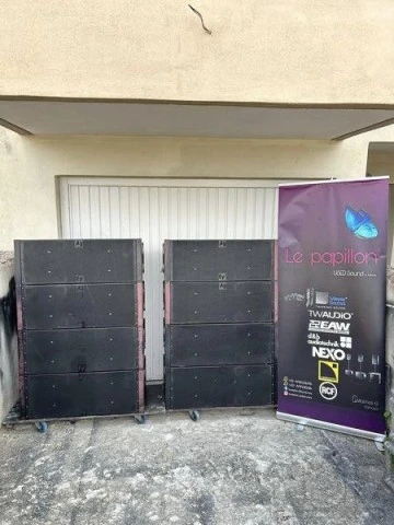 Electro Voice XLC127 DVX Line Array