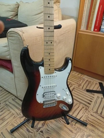 Fender Stratocaster made in Mexico locki