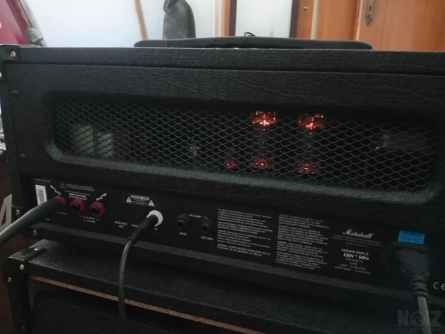 Marshall DSL20HR και Marshall MX112 με C